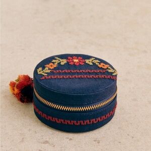 NWOT Sézane x Lucia Vergaga embroidered jewelry box in marine blue
